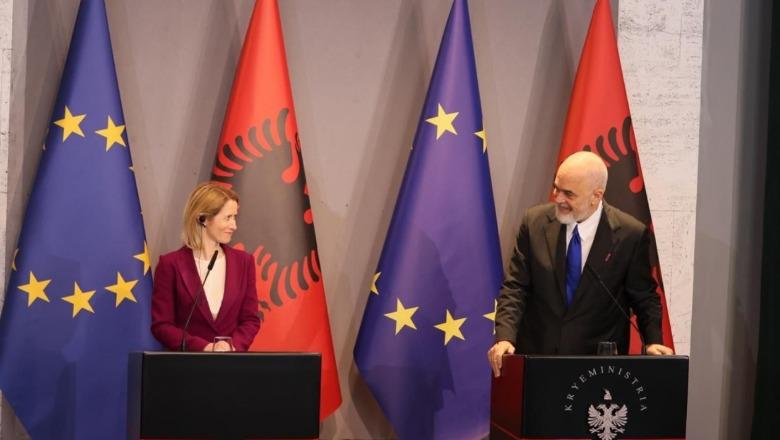 BE 90 mln euro për hekurudhën Durrës-Rrogozhinë, nënshkruhet marrëveshja 